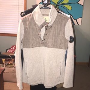 Ascend sweatshirt/ pullover